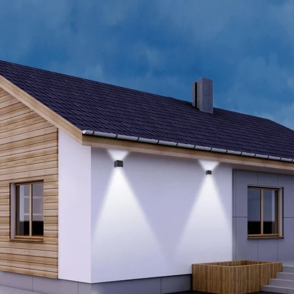 buitenlamp_logan_zwart__s_4.webp Clearance Straluma Buitenlamp Logan zwart + sch.sensor IP54
