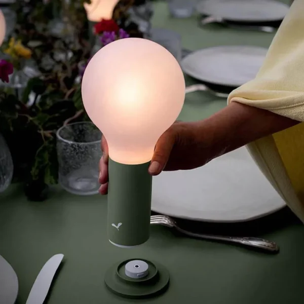draagbare_buitenlamp_ip_g_3-1.webp Discount Straluma Draagbare buitenlamp IP54 groen