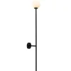grote_wandlamp_mat_zwart__1.webp New Straluma Grote wandlamp mat zwart met witte glazen bol