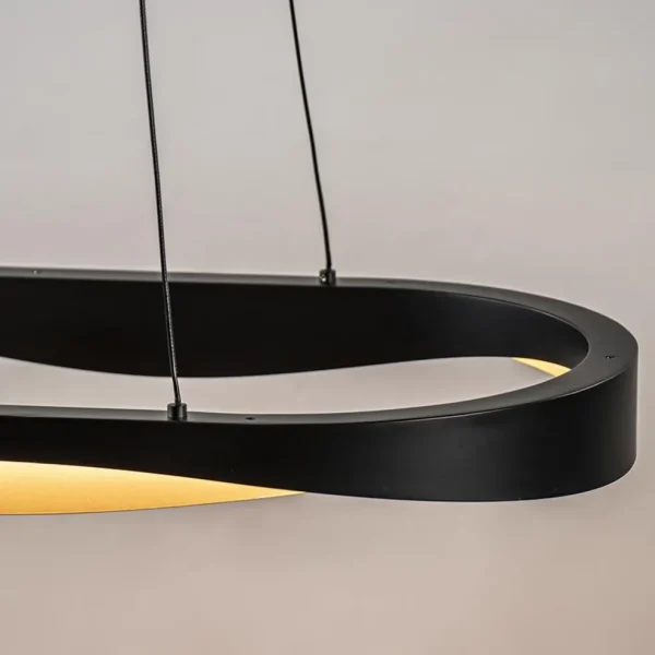 hanglamp_ascoli_ovaal_zwa_2.webp Shop Straluma Hanglamp Ascoli ovaal zwart/matgoud