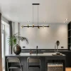 hanglamp_met_spots_lichts_4.webp Best Straluma Hanglamp met spots 6-lichts zwart/goud