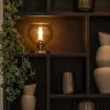 kleine_tafellamp_goud_met_4.webp Online Straluma Kleine tafellamp goud met amber kleurig glas