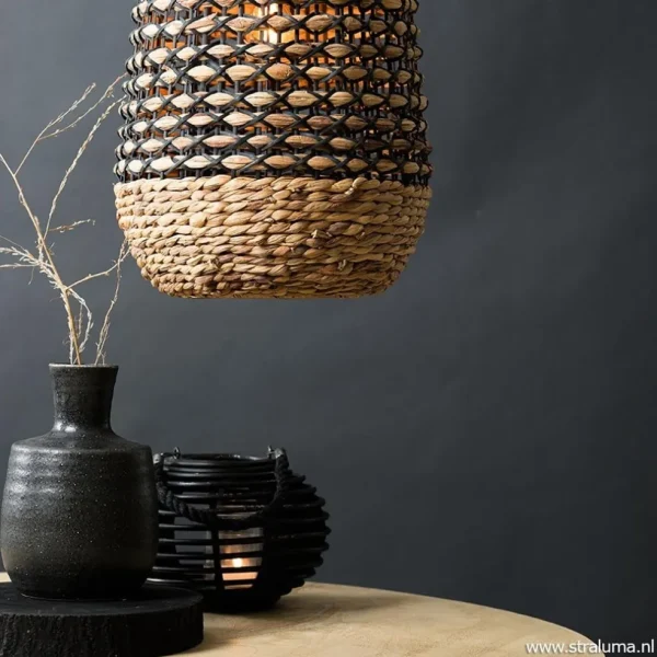 landelijke_hanglamp_tripo_4.webp Best Straluma Landelijke hanglamp Tripoli rotan met zwart