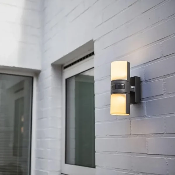 led_buitenlamp_cilinder_d_4.webp Clearance Straluma LED buitenlamp cilinder draaibaar inclusief bewegingssensor