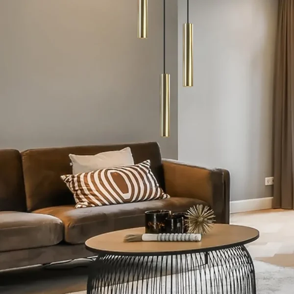 lichts_hanglamp_cilinders_4-1.webp Hot Straluma 3-Lichts hanglamp cilinders mat zwart met goud rond