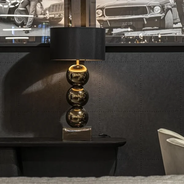luxe_tafellamp_goud_inclu_4.webp Clearance Straluma Luxe tafellamp goud inclusief kap zwart/goud
