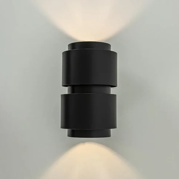 mat_zwarte_wandlamp_cilin_2.webp Online Straluma Mat zwarte wandlamp cilinder up+down G9