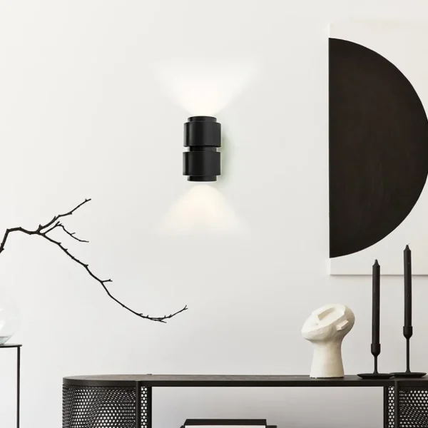 mat_zwarte_wandlamp_cilin_4.webp Online Straluma Mat zwarte wandlamp cilinder up+down G9