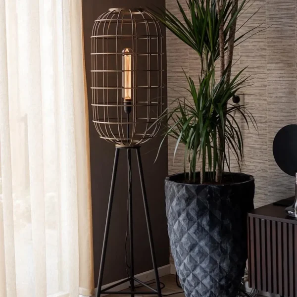 metalen_kooi_vloerlamp_ou_4.webp Best Straluma Metalen kooi vloerlamp oud-brons L&L