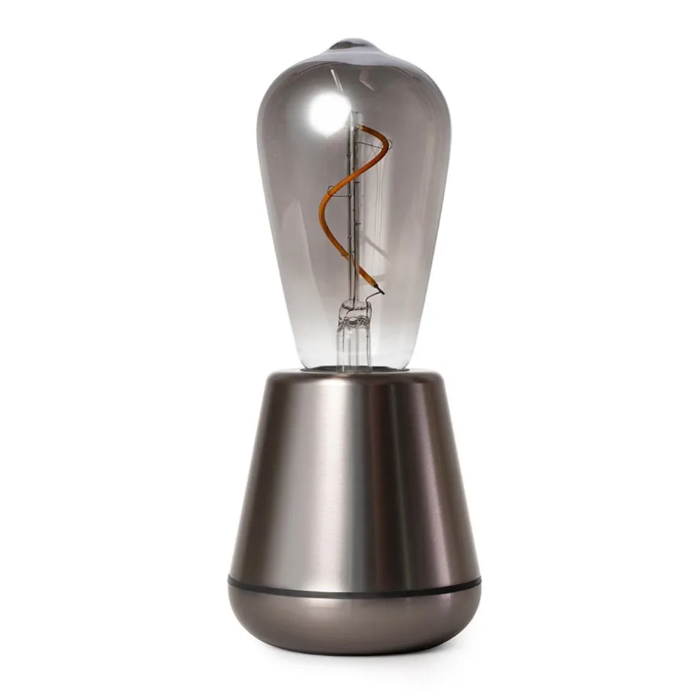 oplaadbare_tafellamp_tita_0.webp Fashion Straluma Oplaadbare tafellamp titanium met smoke lichtbron