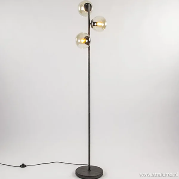 oud_zilveren_vloerlamp_me_1.webp Fashion Straluma Oud zilveren vloerlamp met amber glas