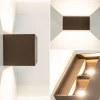 rechthoekige_led_buitenla_3-4.webp Shop Straluma Rechthoekige LED buitenlamp aluminium bruin