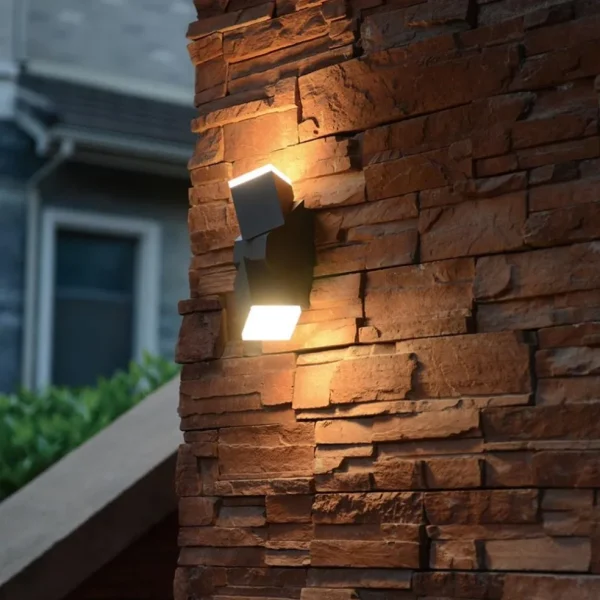 rechthoekige_led_buitenla_4-2.webp Clearance Straluma Rechthoekige LED buitenlamp verstelbaar zwart aluminium