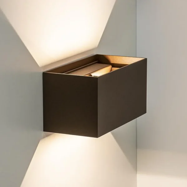 rechthoekige_led_buitenla_4-4.webp Shop Straluma Rechthoekige LED buitenlamp aluminium bruin