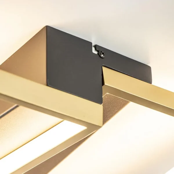 rechthoekige_led_plafondl_2.webp Online Straluma Rechthoekige LED plafondlamp zwart goud design