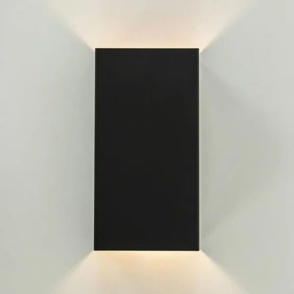 rechthoekige_wandlamp_mat_2-1.webp Sale Straluma Rechthoekige wandlamp mat zwart G9