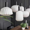 retro_lichts_hanglamp_opa_3.webp Outlet Straluma Retro 6-lichts hanglamp opaal glas met relief