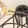 retro_plafondlamp_zwart_m_2.webp Best Straluma Retro plafondlamp zwart met gouden pendels