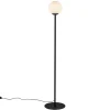 retro_vloerlamp_mat_zwart_1.webp Online Straluma Retro vloerlamp mat zwart met witte glazen bol