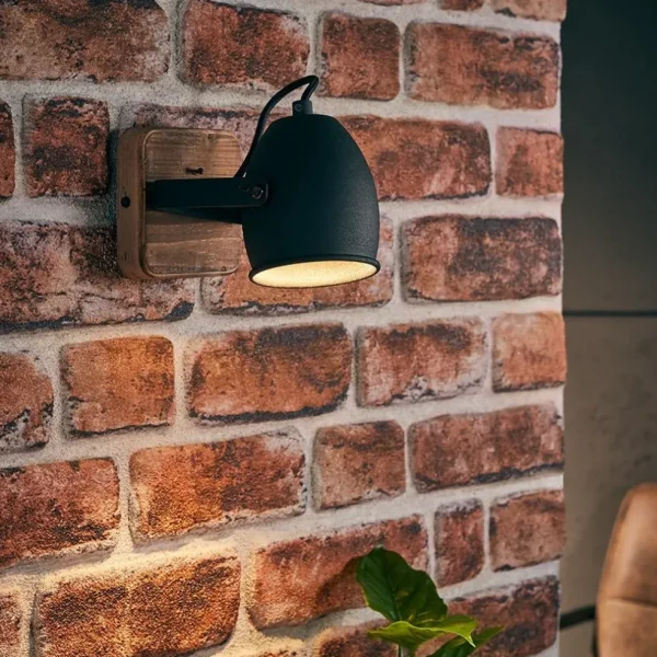 spot_lichts_zwart_met_hou_4-1.webp Fashion Straluma Spot 1-lichts zwart met hout