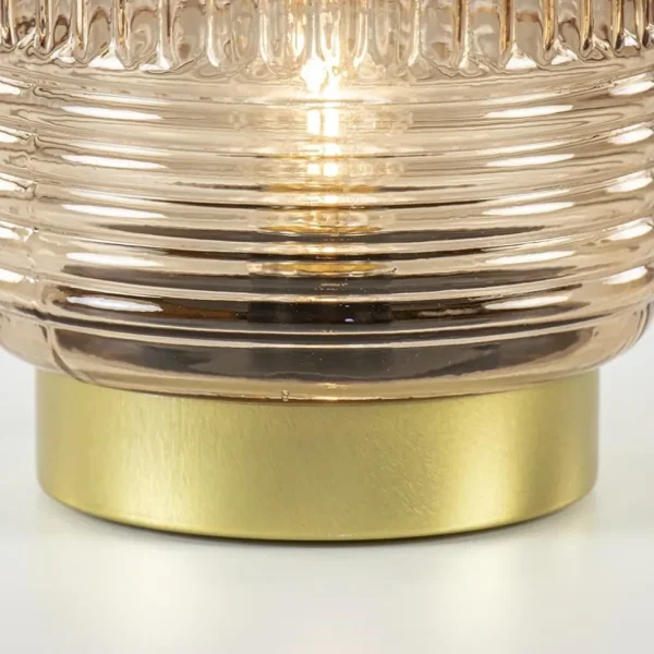 tafellamp_op_batterij_lip_2.webp Shop Straluma Tafellamp op batterij Lipa amber glas