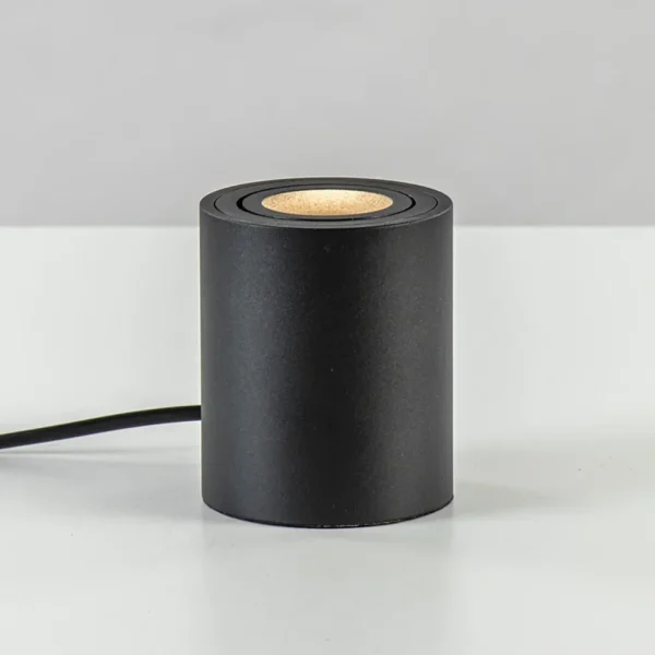 tafelspot_rebel_rond_zwar_1.webp Outlet Straluma Tafelspot Rebel rond zwart gu10
