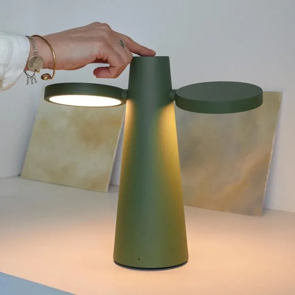 verstelbare_buitenlamp_ta_3.webp Online Straluma Verstelbare buitenlamp tafel groen oplaadbaar