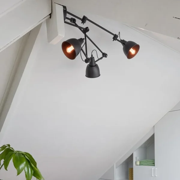 verstelbare_lichts_plafon_4.webp Discount Straluma Verstelbare 3-lichts plafondlamp met zwarte kappen