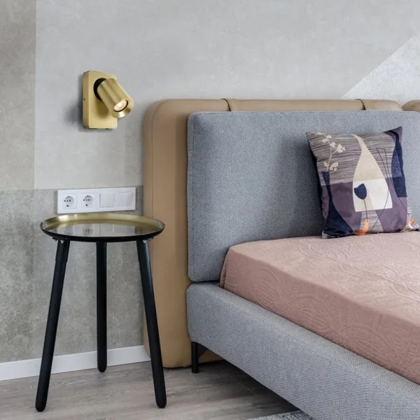 verstelbare_wandlamp_mat__4.webp Cheap Straluma Verstelbare wandlamp mat goud inclusief dimbaar LED en USB