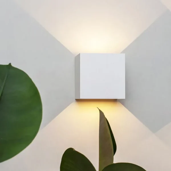 vierkante_buitenlamp_wand_4.webp Cheap Straluma Vierkante buitenlamp wand wit IP54