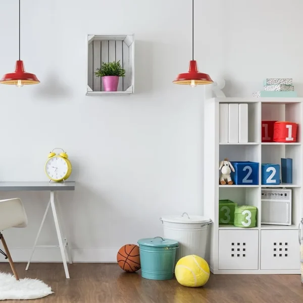 vintage_hanglamp_rood_met_4.webp Cheap Straluma Vintage hanglamp rood met wit en zwart snoer