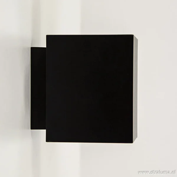 wandlamp_kubus_zwartgoud_1.webp Flash Sale Straluma Wandlamp kubus zwart/goud