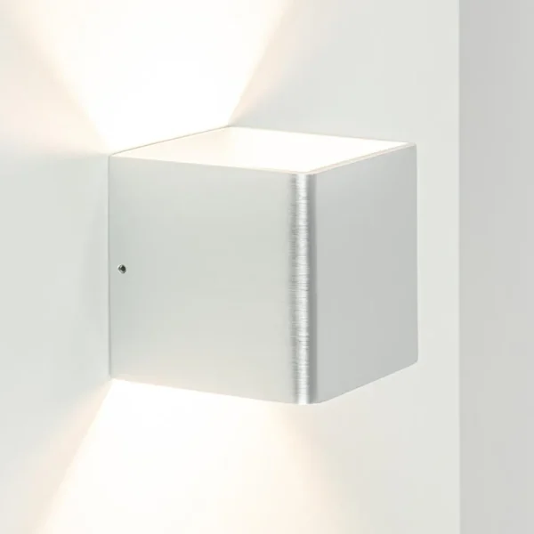 wandlamp_stretto_kubus_al_1.webp Outlet Straluma Wandlamp Stretto kubus alu