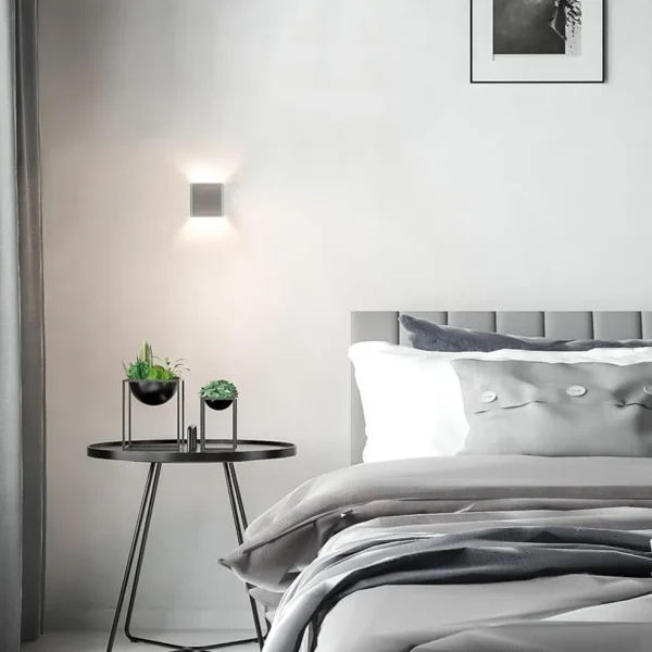 wandlamp_stretto_kubus_al_4.webp Outlet Straluma Wandlamp Stretto kubus alu