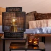 zwarte_draad_tafellamp_me_4.webp Discount Straluma Zwarte draad tafellamp met brons