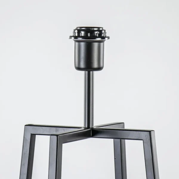 zwarte_vloerlamp_modern_f_2.webp Discount Straluma Zwarte vloerlamp modern frame excl. kap